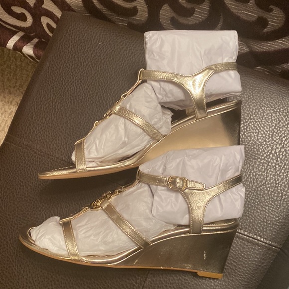 New Authentic Ralph shoes - Picture 4 of 6